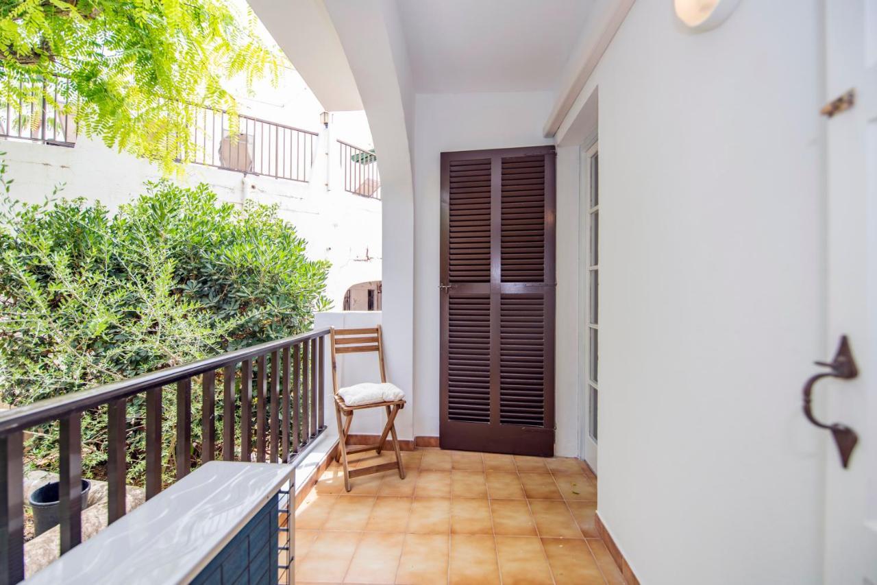 Siesta Mar Originals Aparthotel Cala En Porter  Exterior photo